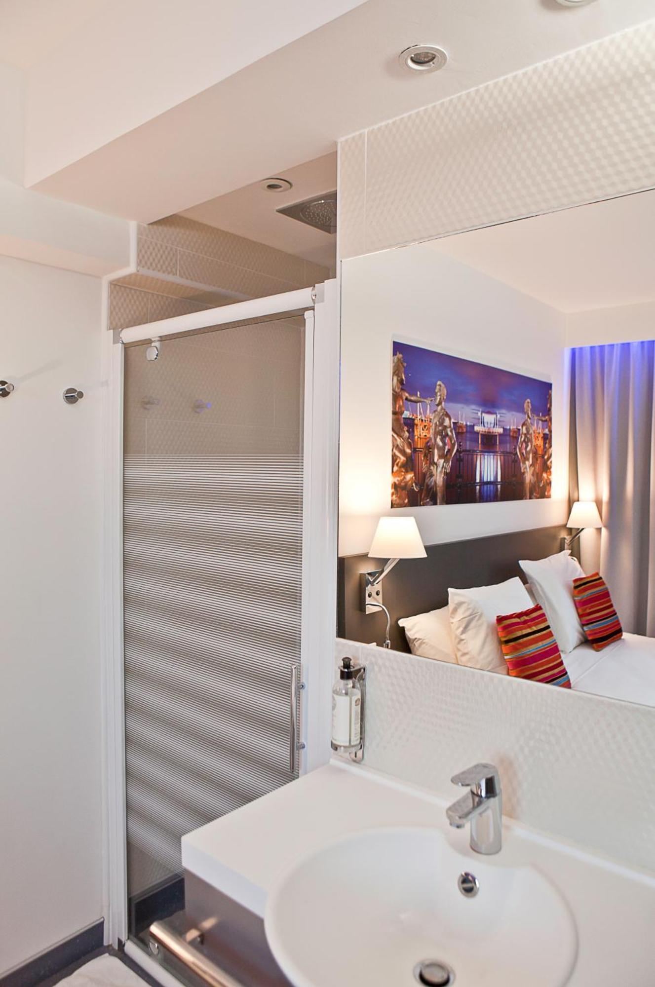 Aparthotel Privilege & Eurociel Centre Comedie